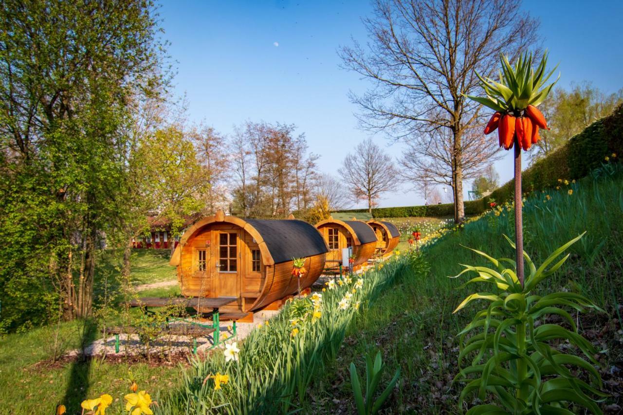 Camping & Pension Au An Der Donau Exterior foto
